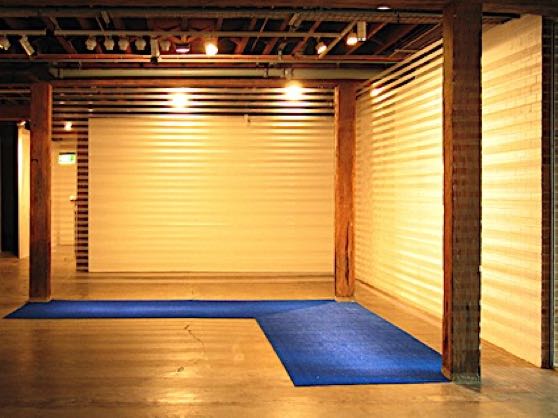  2004_3_LightCorner_Artspace_180a