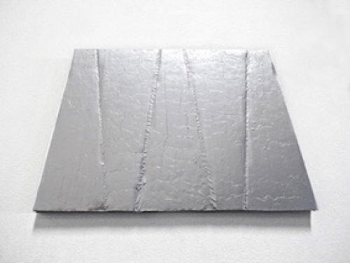 2020_Trapez 4_Alufolie auf Wellkarton_20xca.28x2cm_180