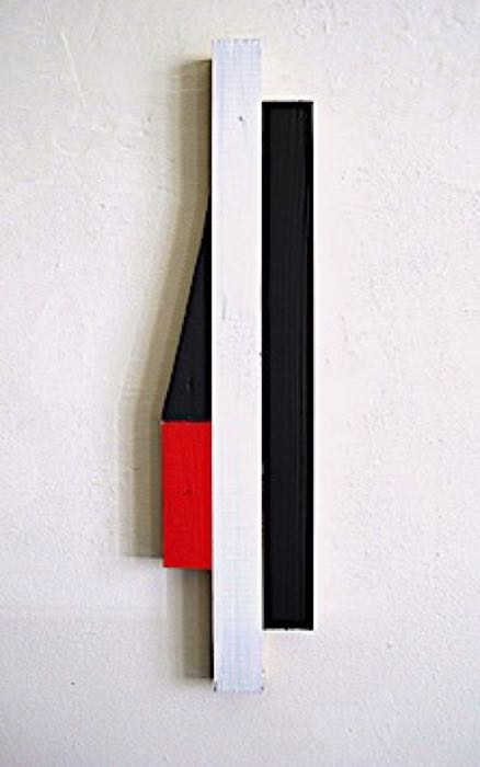 7b2018_oT_Objekt 3_AcrylHolz_52x11.8x3cm_180